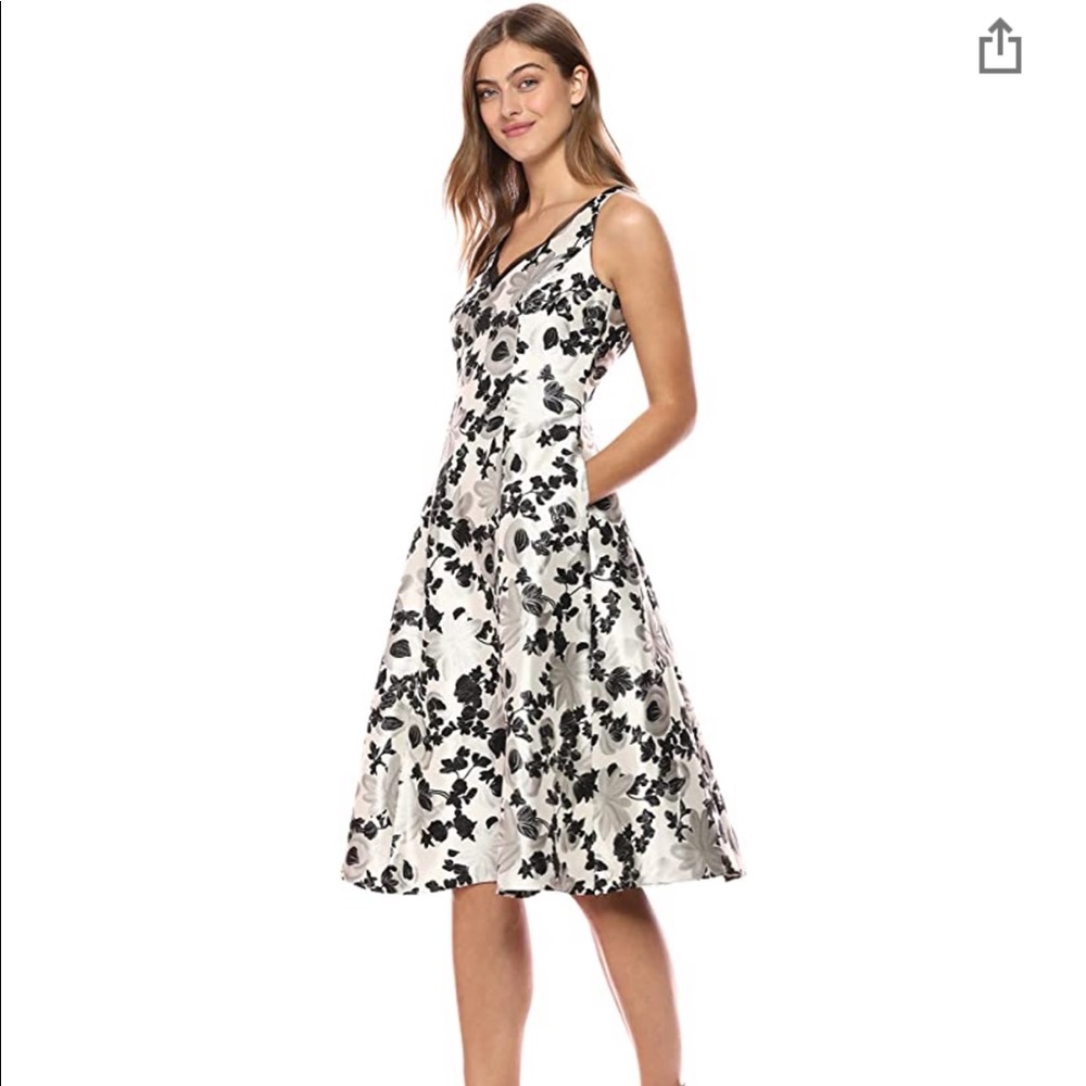 🆕 Adrianna Papell Jaquard Cocktail Dress
